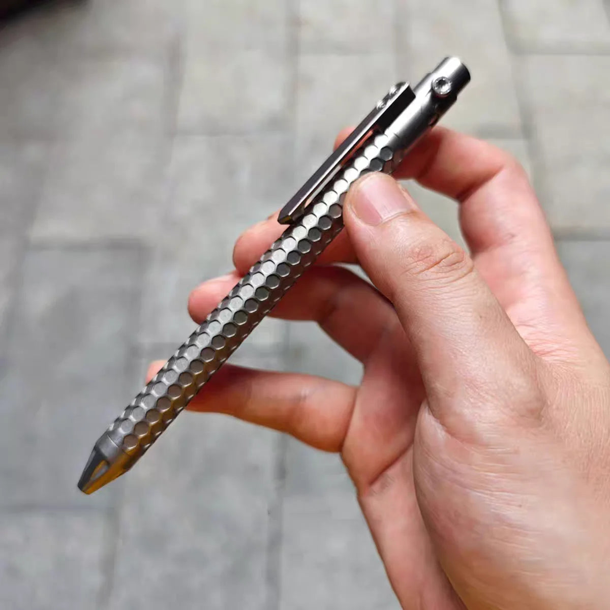 Titanium Pen with Quick Release Mechanism | Refillable G2 Ink Cartridge
