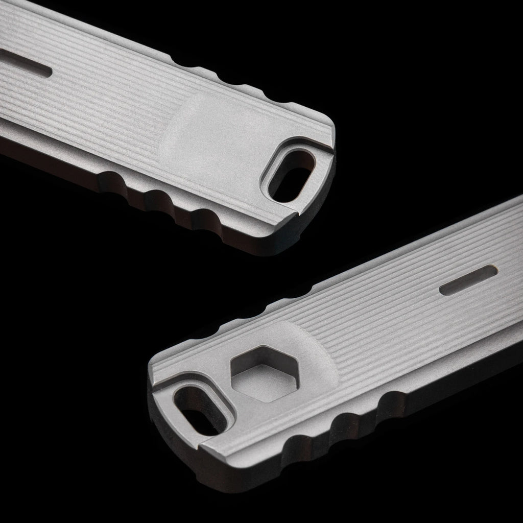 9.4CM Titanium Crowbar: Bottle Opener, Metal Pry Bar, Nail Pryer