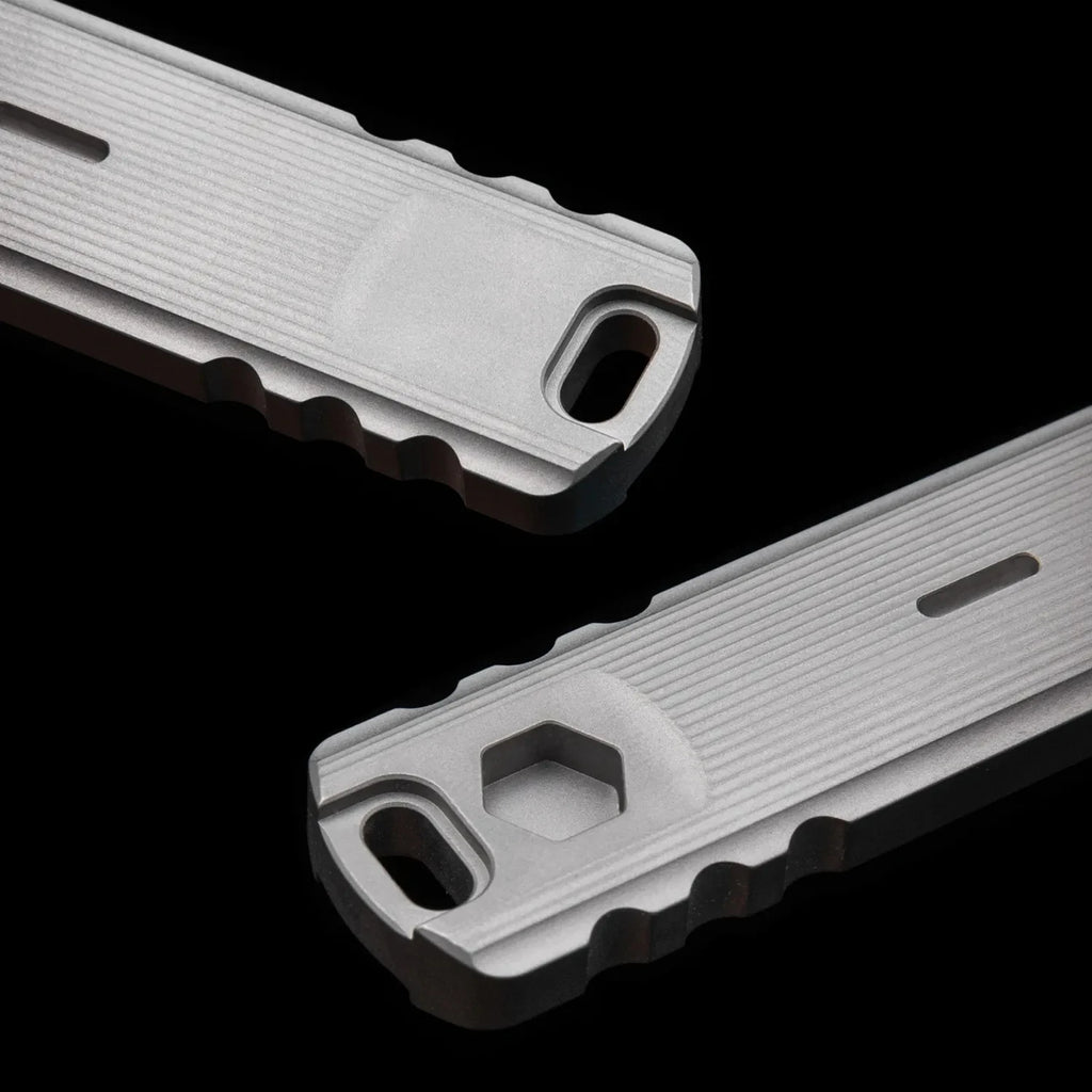 9.4CM Titanium Crowbar: Bottle Opener, Metal Pry Bar, Nail Pryer